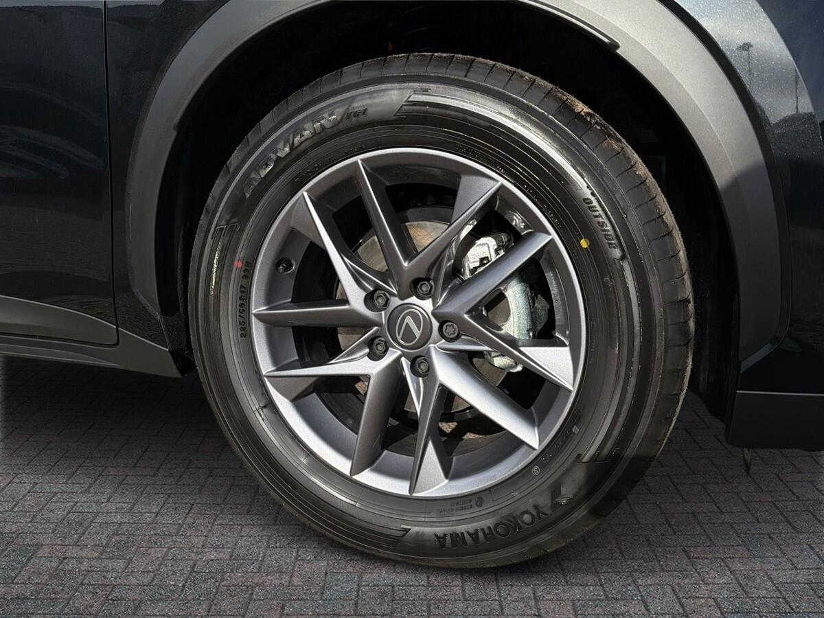 Used Lexus LBX 2026 for sale - 77770695: Photo 6