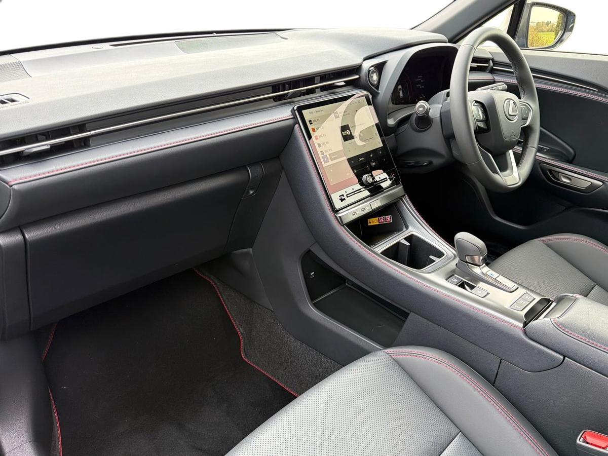 Used Lexus LBX 2025 for sale - 77978885: Photo 7