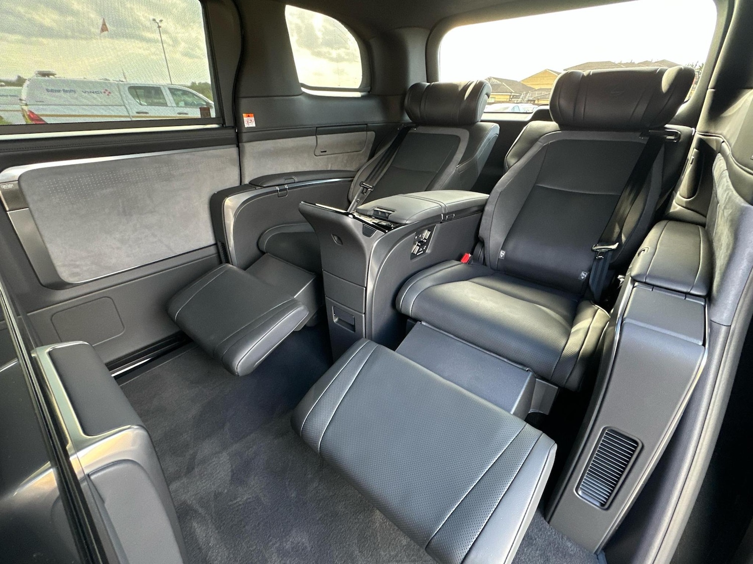 Used Lexus LM 2025 for sale - 76574657: Photo 12