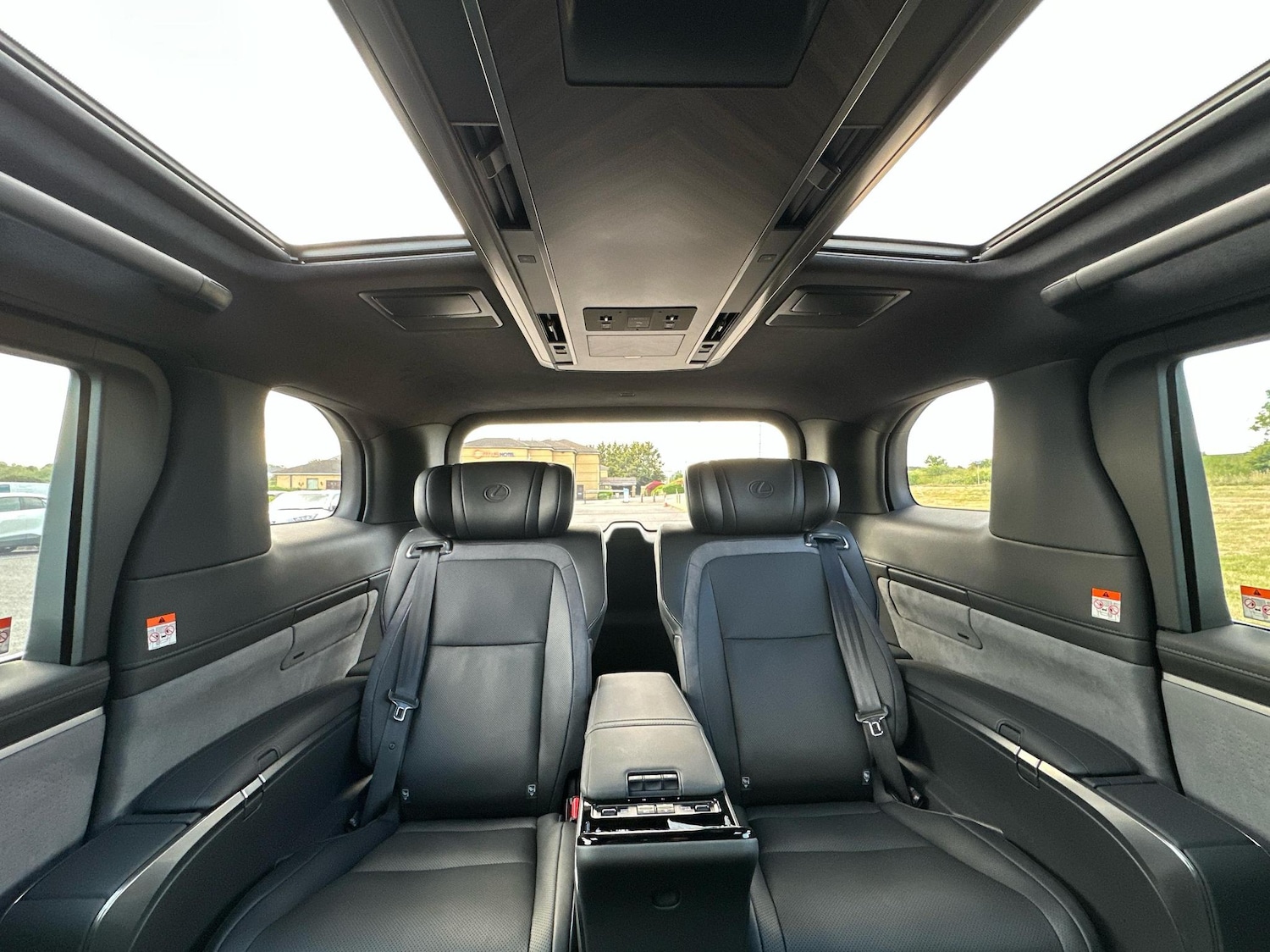 Used Lexus LM 2025 for sale - 76574657: Photo 13