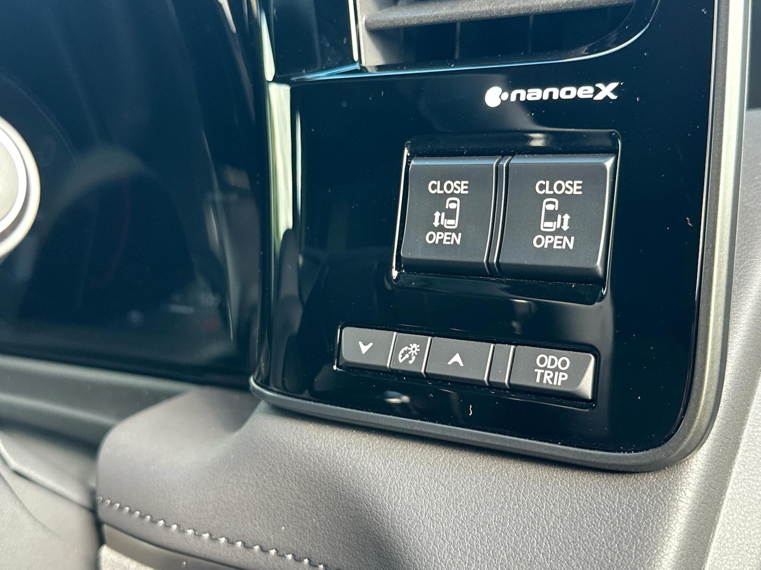 Used Lexus LM 2025 for sale - 76574657: Photo 25