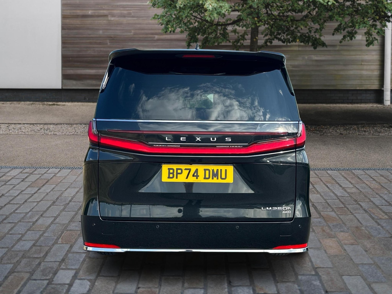 Used Lexus LM 2025 for sale - 76574657: Photo 4