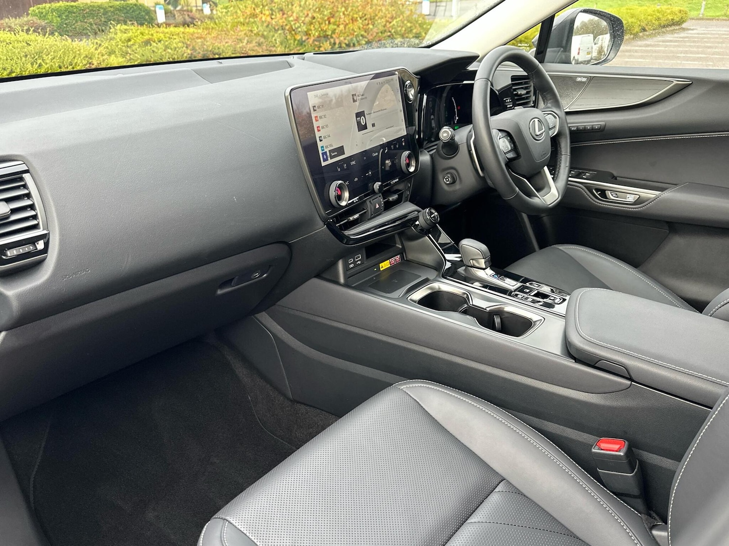 Used Lexus NX 2023 for sale - 76434253: Photo 2