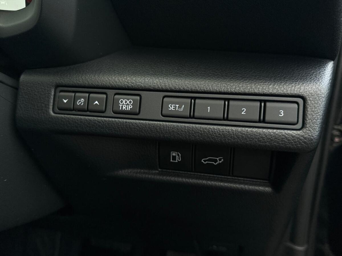 Used Lexus LBX 2025 for sale - 77013508: Photo 14