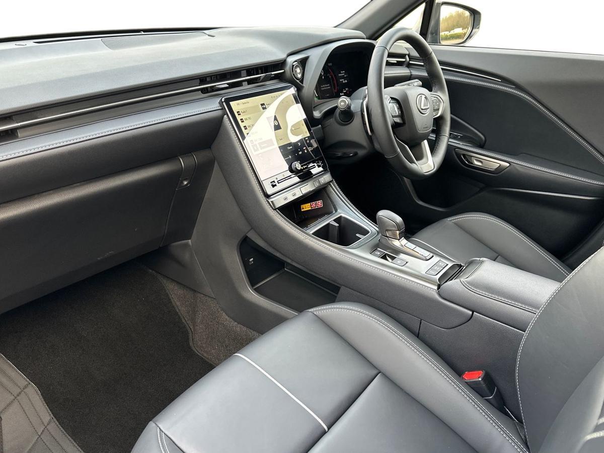 Used Lexus LBX 2025 for sale - 77013508: Photo 7