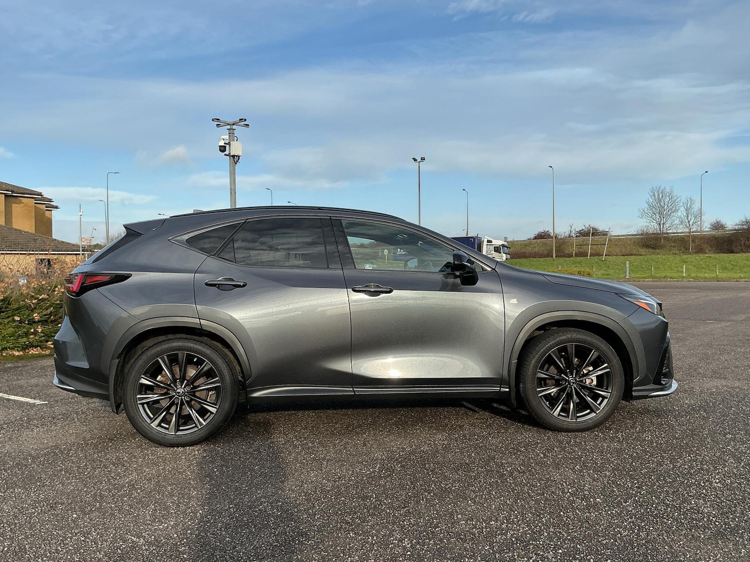 Used Lexus NX 2022 for sale - 76837716: Photo 4