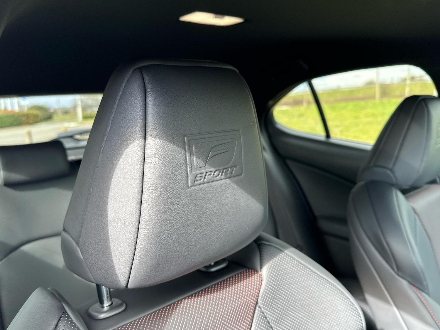 Used Lexus UX 2025 for sale - 77770686: Photo 10