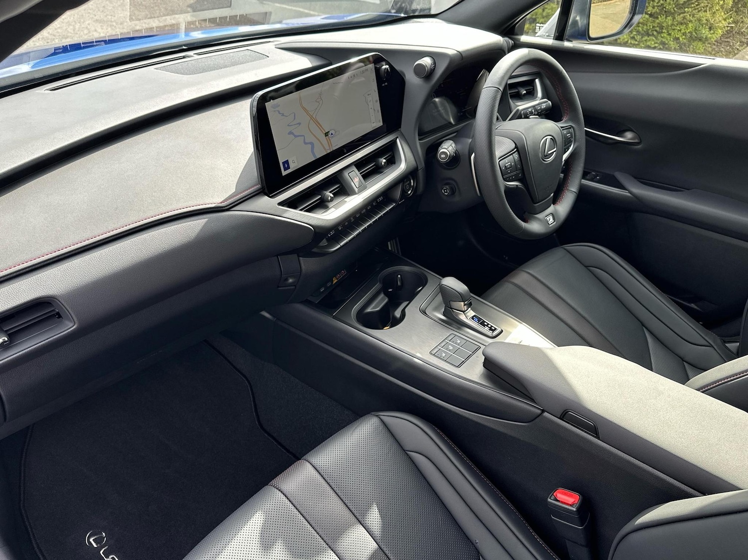 Used Lexus UX 2025 for sale - 77770686: Photo 16