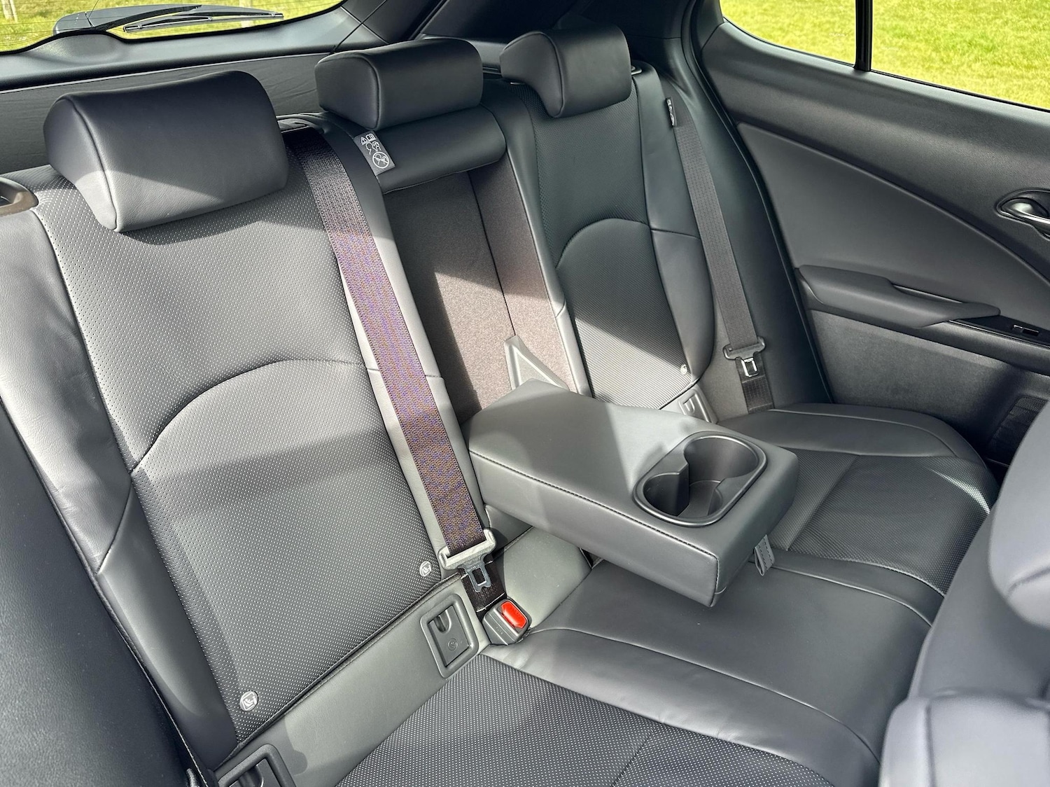 Used Lexus UX 2025 for sale - 77770686: Photo 9