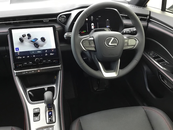 Used Lexus LBX 2024 for sale - 76271513: Photo 12