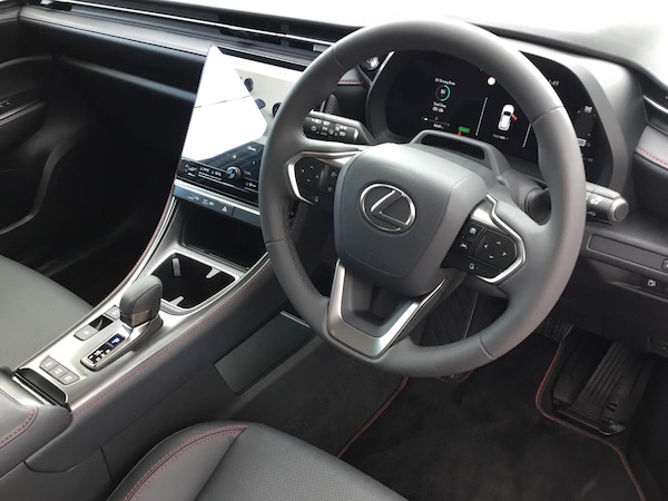 Used Lexus LBX 2024 for sale - 76271513: Photo 6