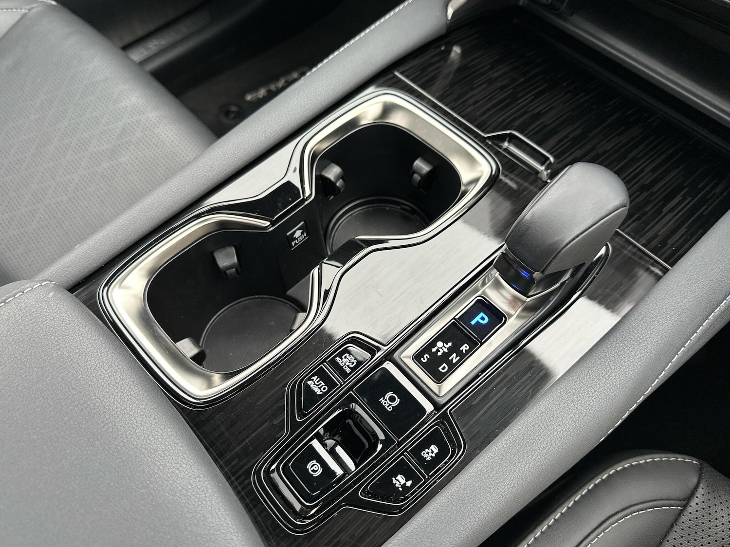 Used Lexus RX 2024 for sale - 76241284: Photo 16