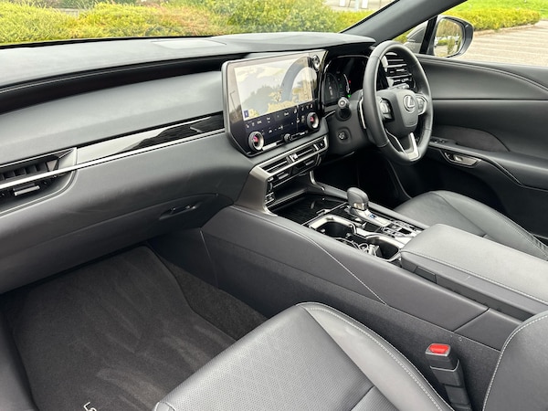 Used Lexus RX 2024 for sale - 76241284: Photo 2