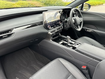 Used Lexus RX 2024 for sale - 76241284: Photo 2