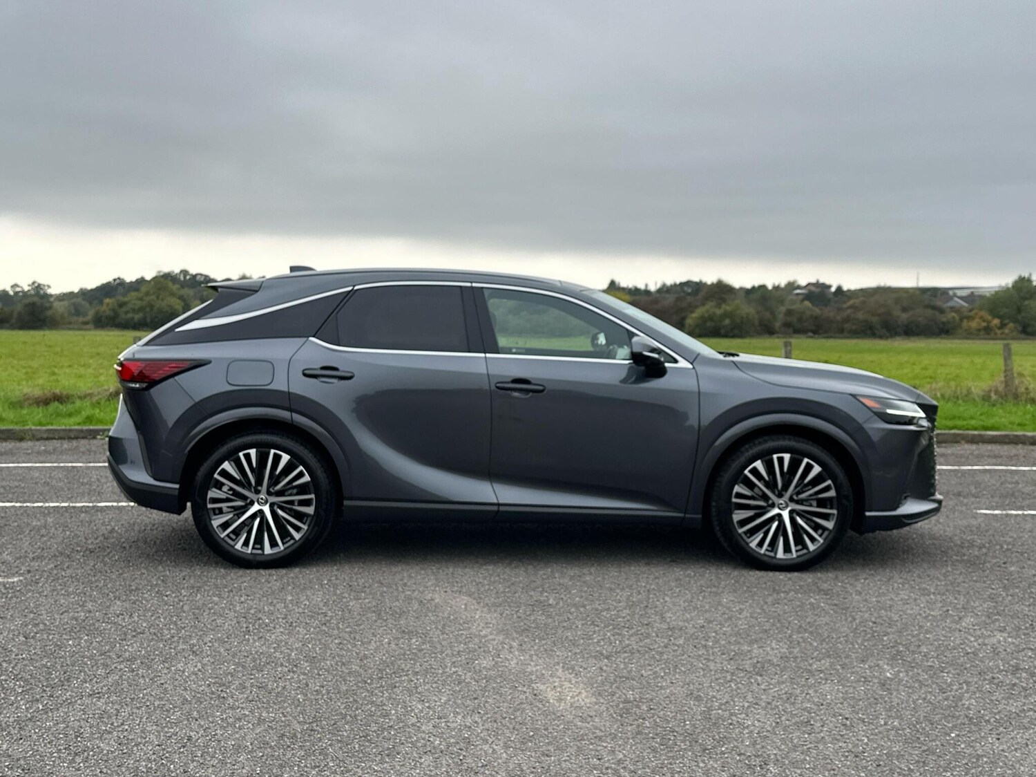 Used Lexus RX 2024 for sale - 76241284: Photo 4