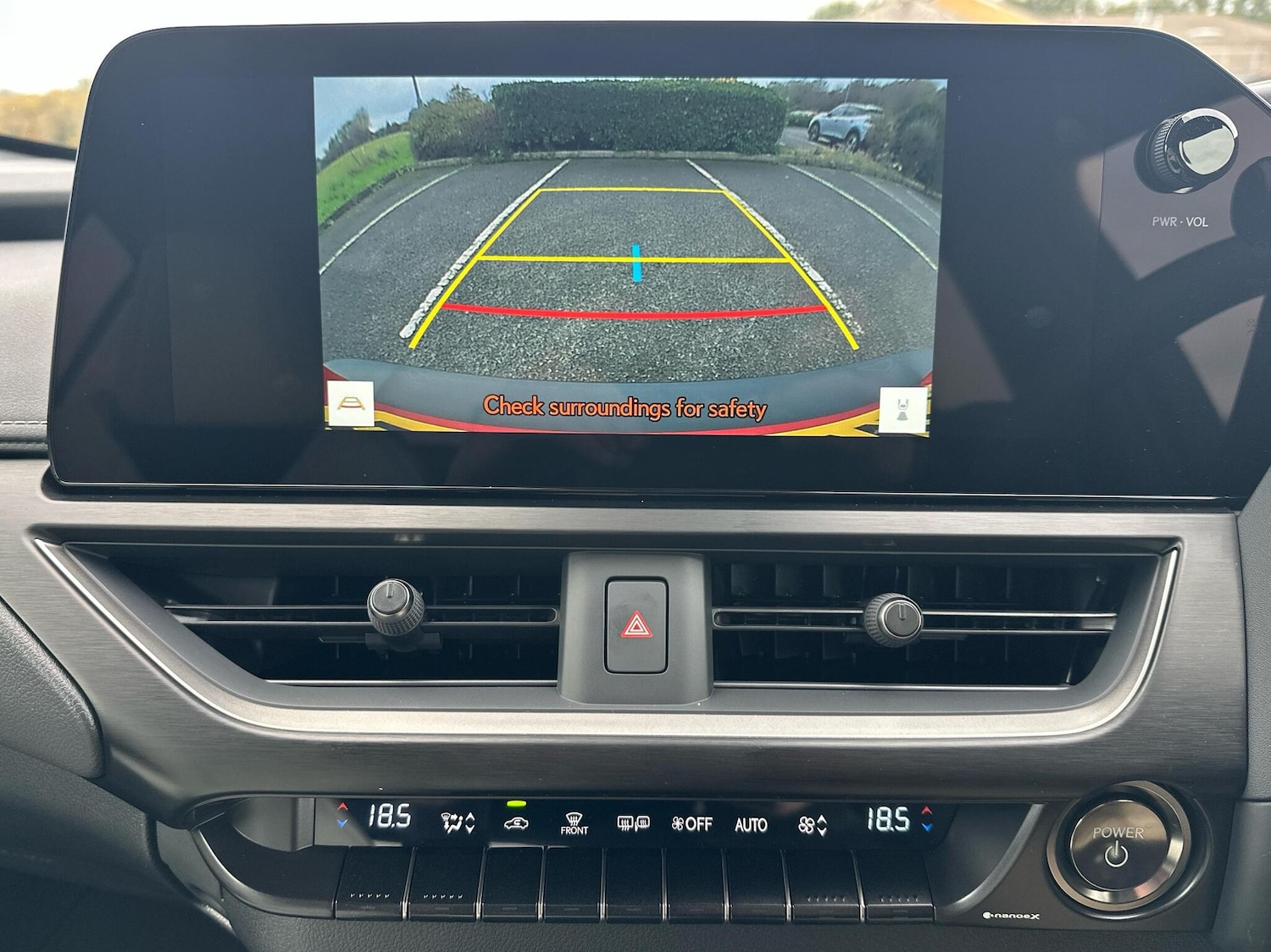 Used Lexus UX 2025 for sale - 76514438: Photo 17