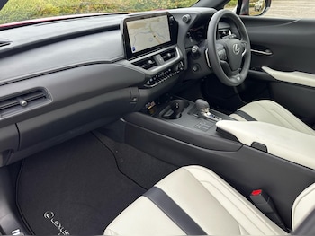 Used Lexus UX 2025 for sale - 76514438: Photo