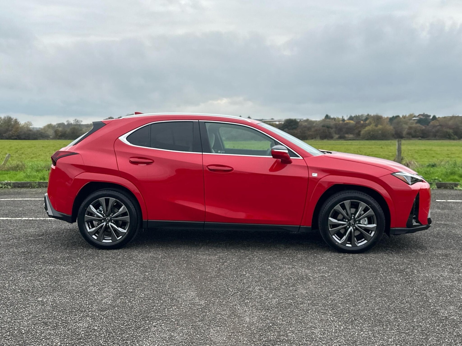 Used Lexus UX 2025 for sale - 76514438: Photo 4