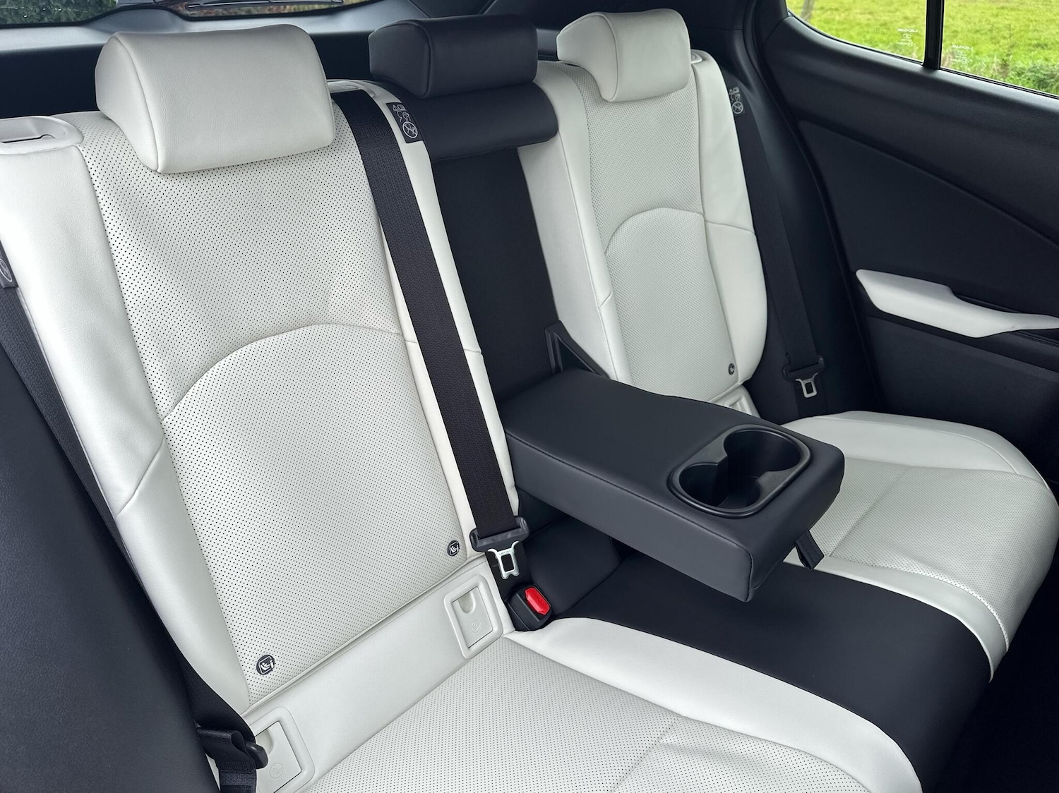 Used Lexus UX 2025 for sale - 76514438: Photo 9