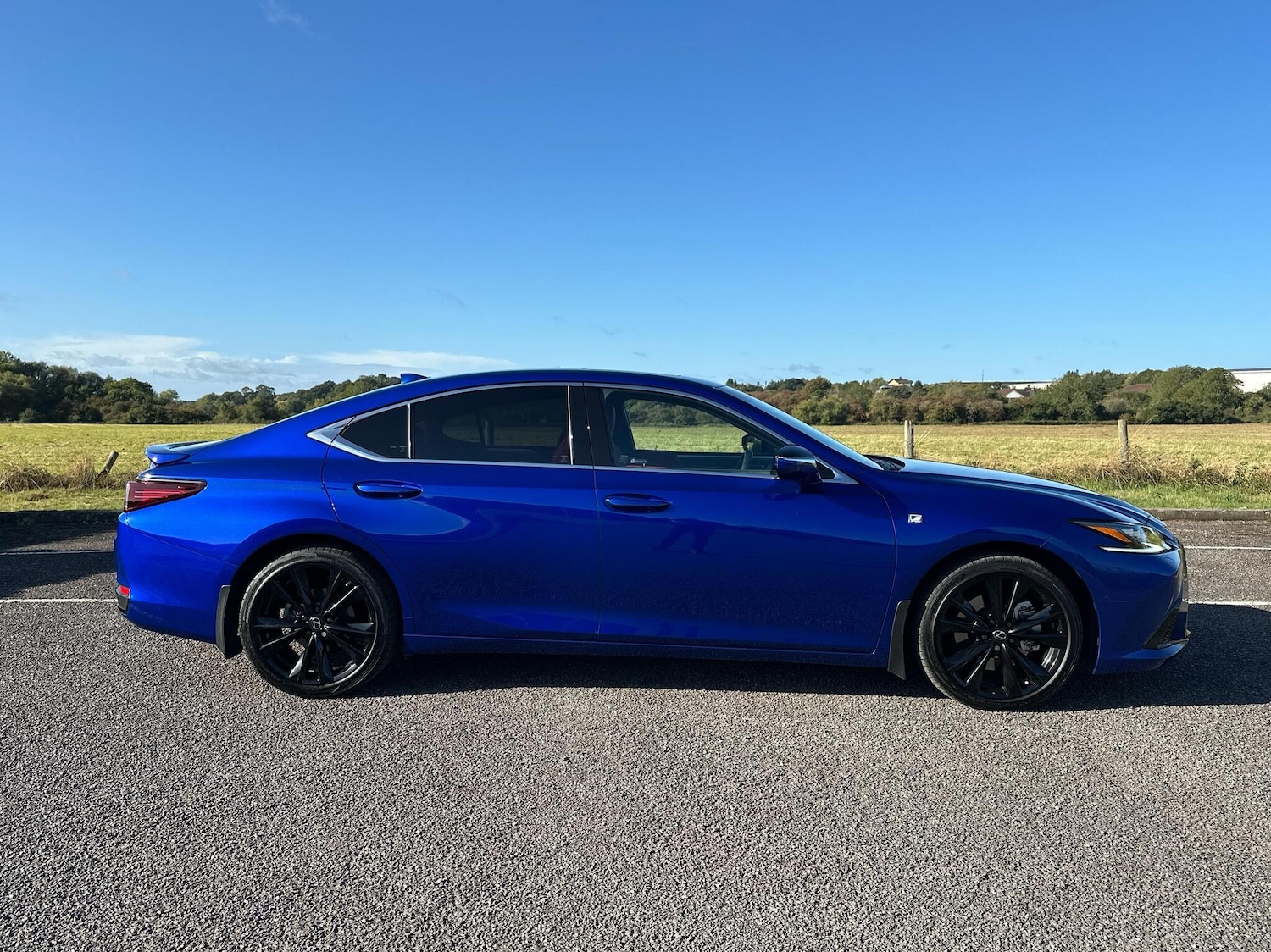 Used Lexus ES 2023 for sale - 76800366: Photo 4