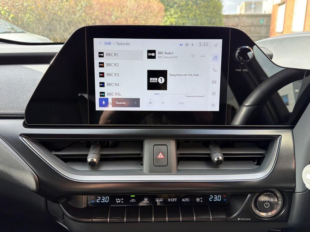 Used Lexus UX 2023 for sale - 78059323: Photo 11