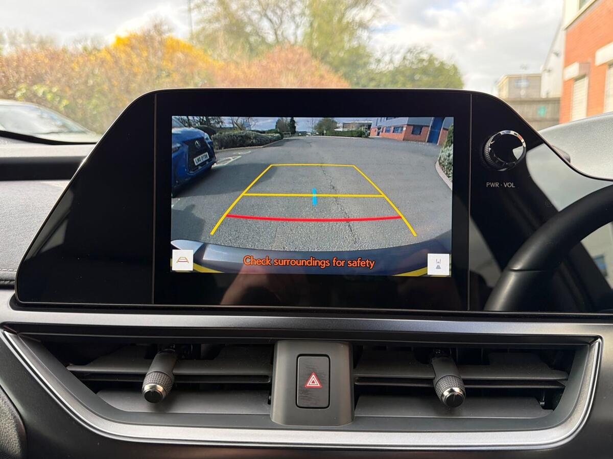 Used Lexus UX 2023 for sale - 78059323: Photo 15