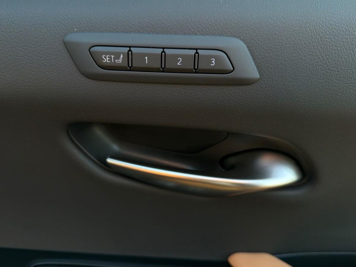 Used Lexus UX 2024 for sale - 77124685: Photo 14