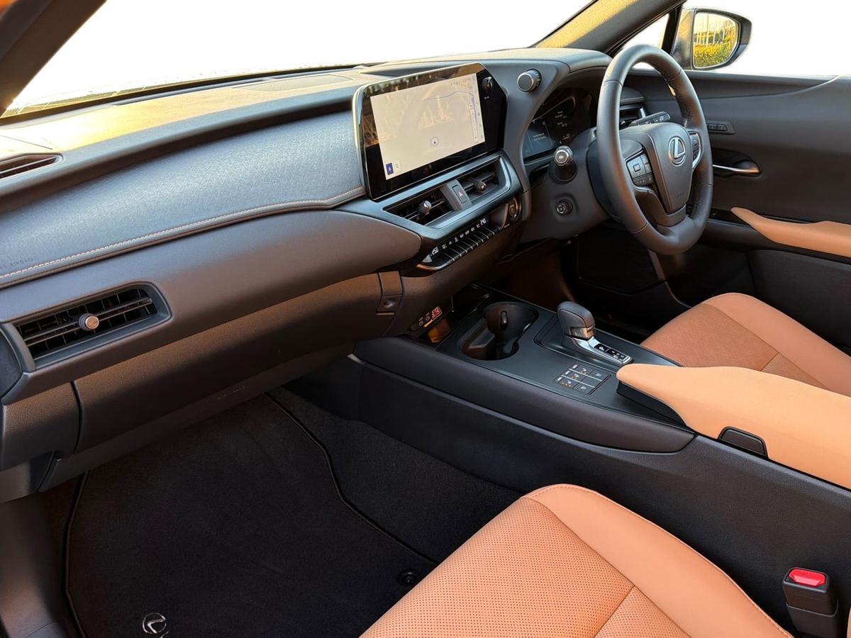 Used Lexus UX 2024 for sale - 77124685: Photo 7