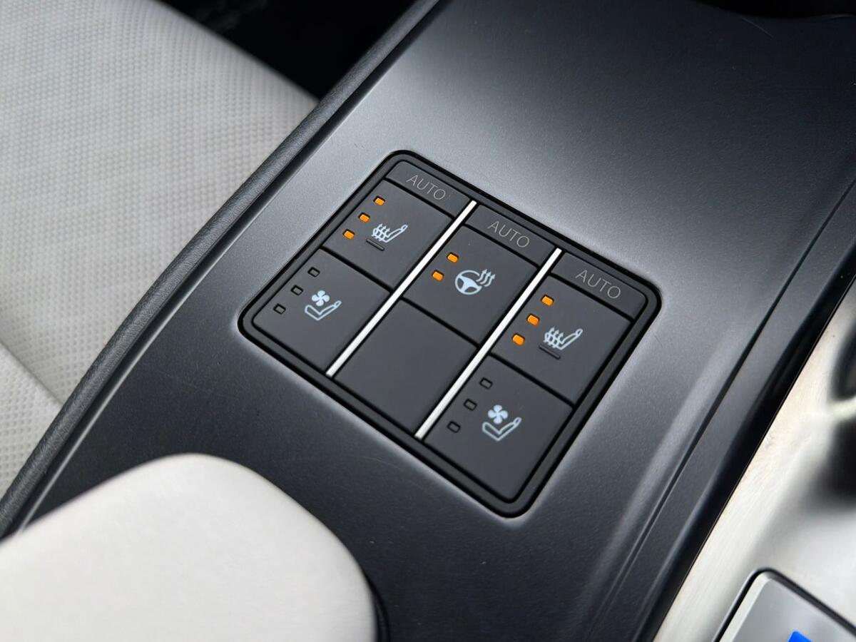 Used Lexus UX 2023 for sale - 77397111: Photo 17