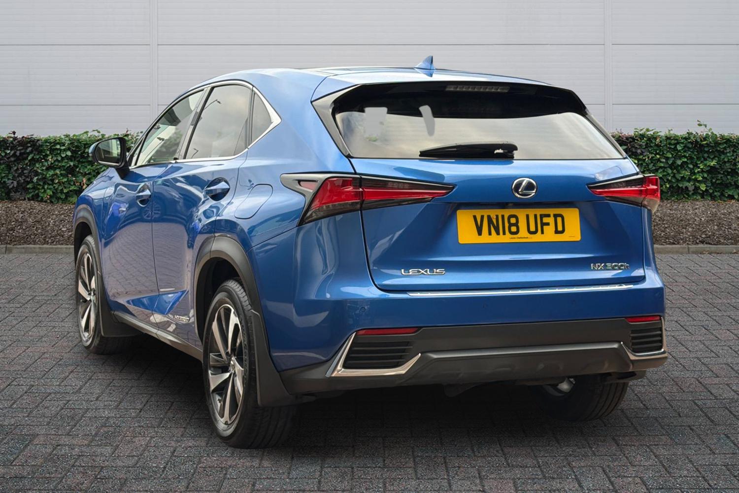 Used Lexus NX 2018 for sale - 77372526: Photo 2