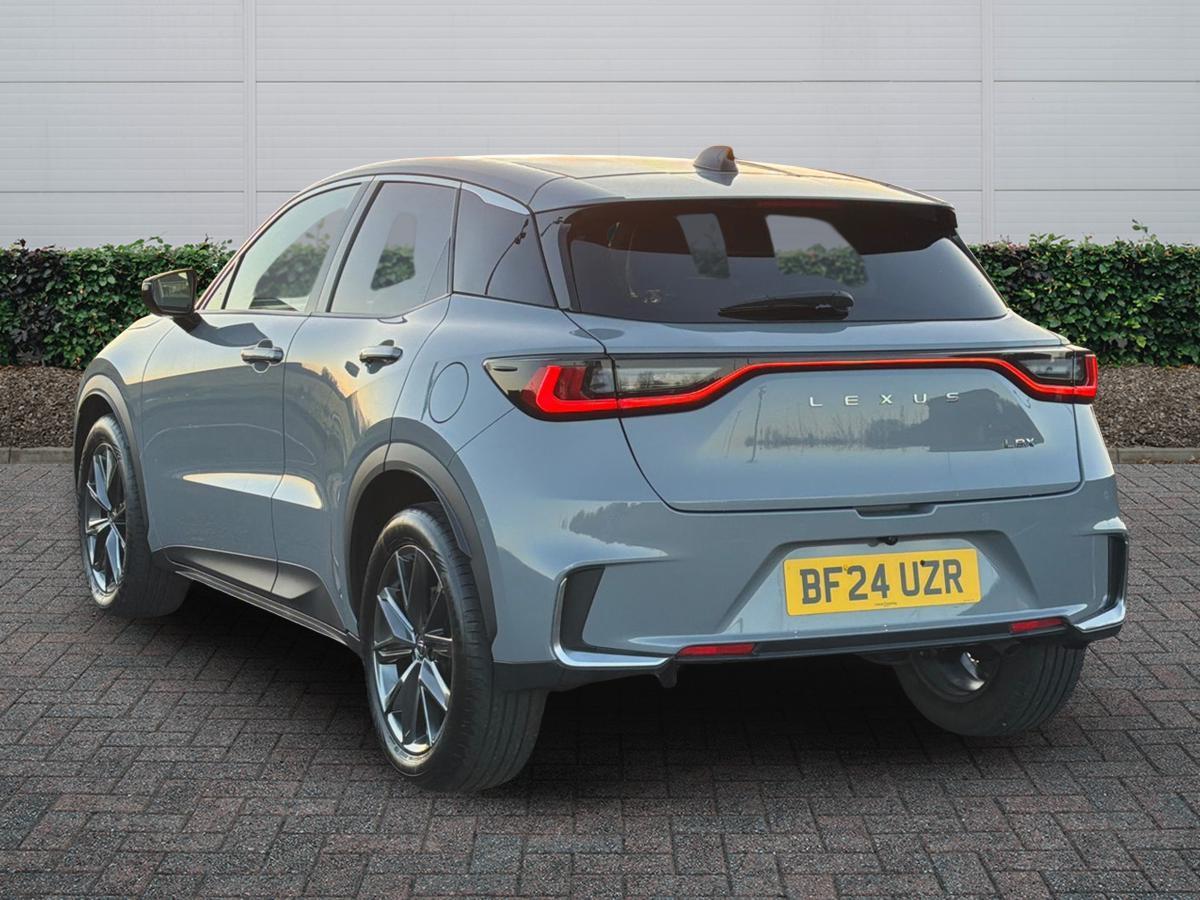 Used Lexus LBX 2024 for sale - 77231564: Photo 2