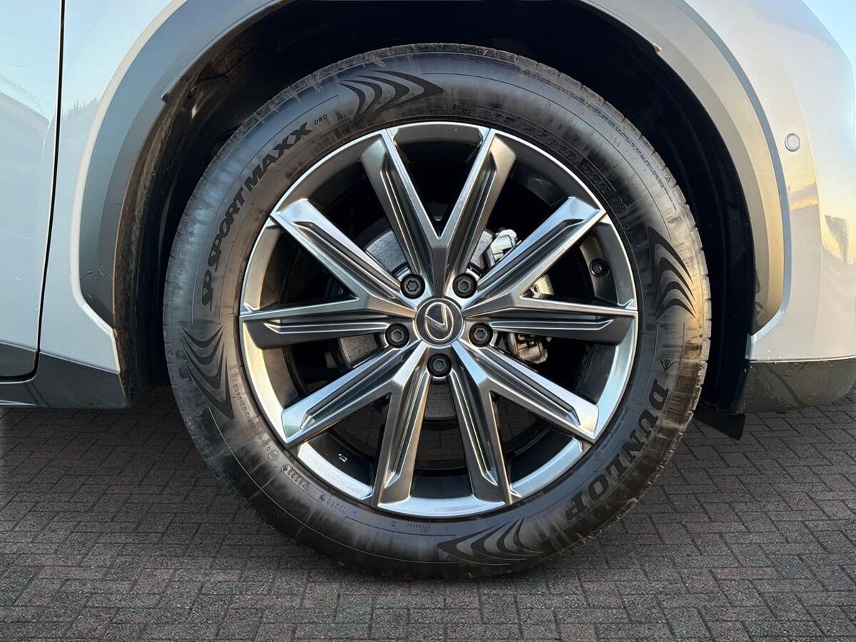 Used Lexus LBX 2024 for sale - 77231564: Photo 6