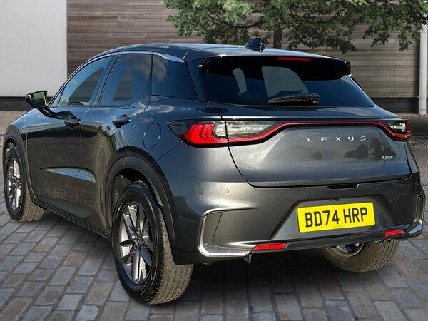 Used Lexus LBX 2024 for sale - 76095658: Photo 3