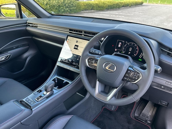 Used Lexus LBX 2024 for sale - 76095658: Photo 6