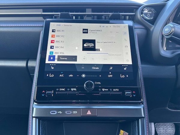 Used Lexus LBX 2024 for sale - 76095658: Photo 8
