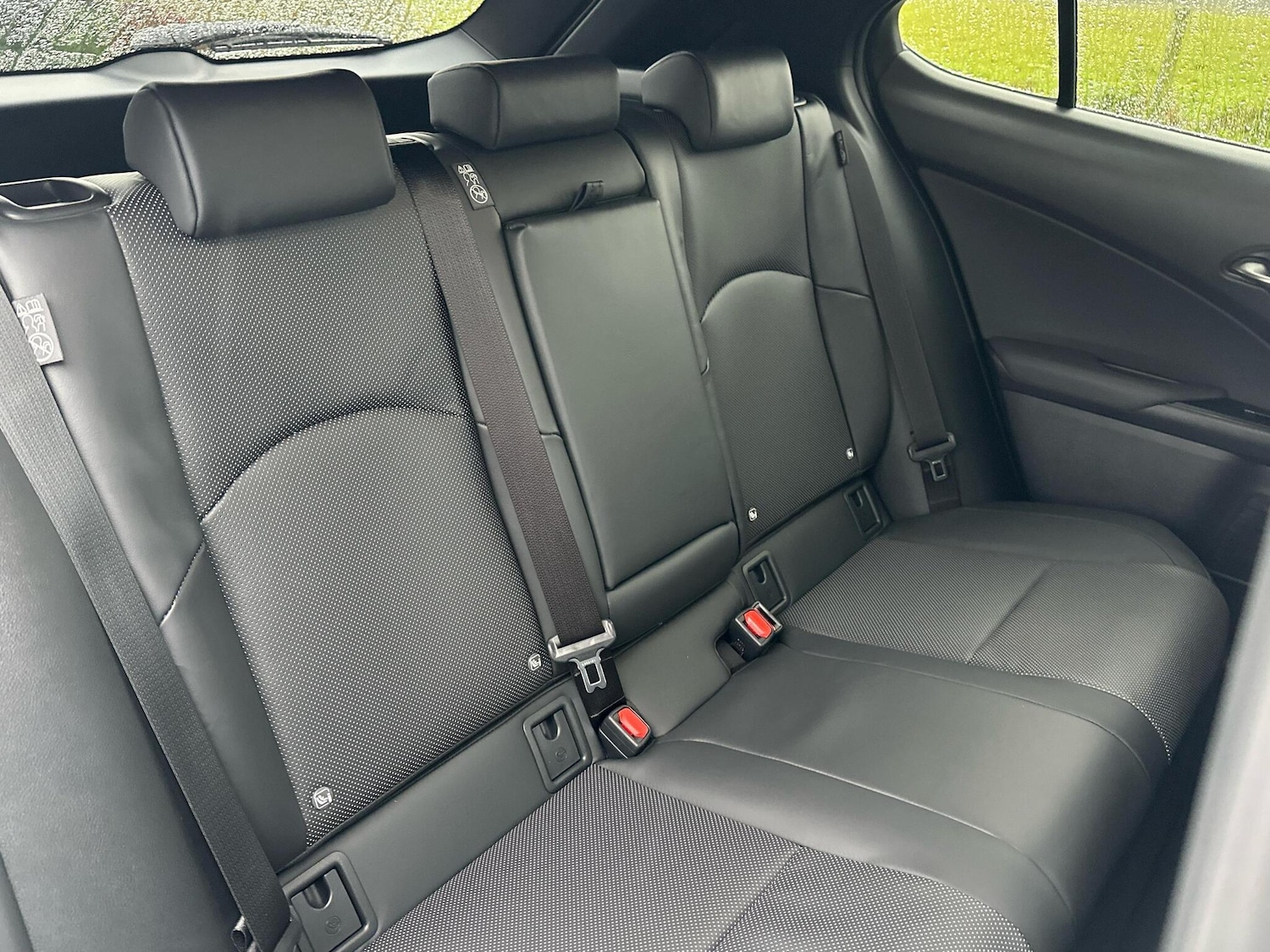 Used Lexus UX 2025 for sale - 76670962: Photo 9