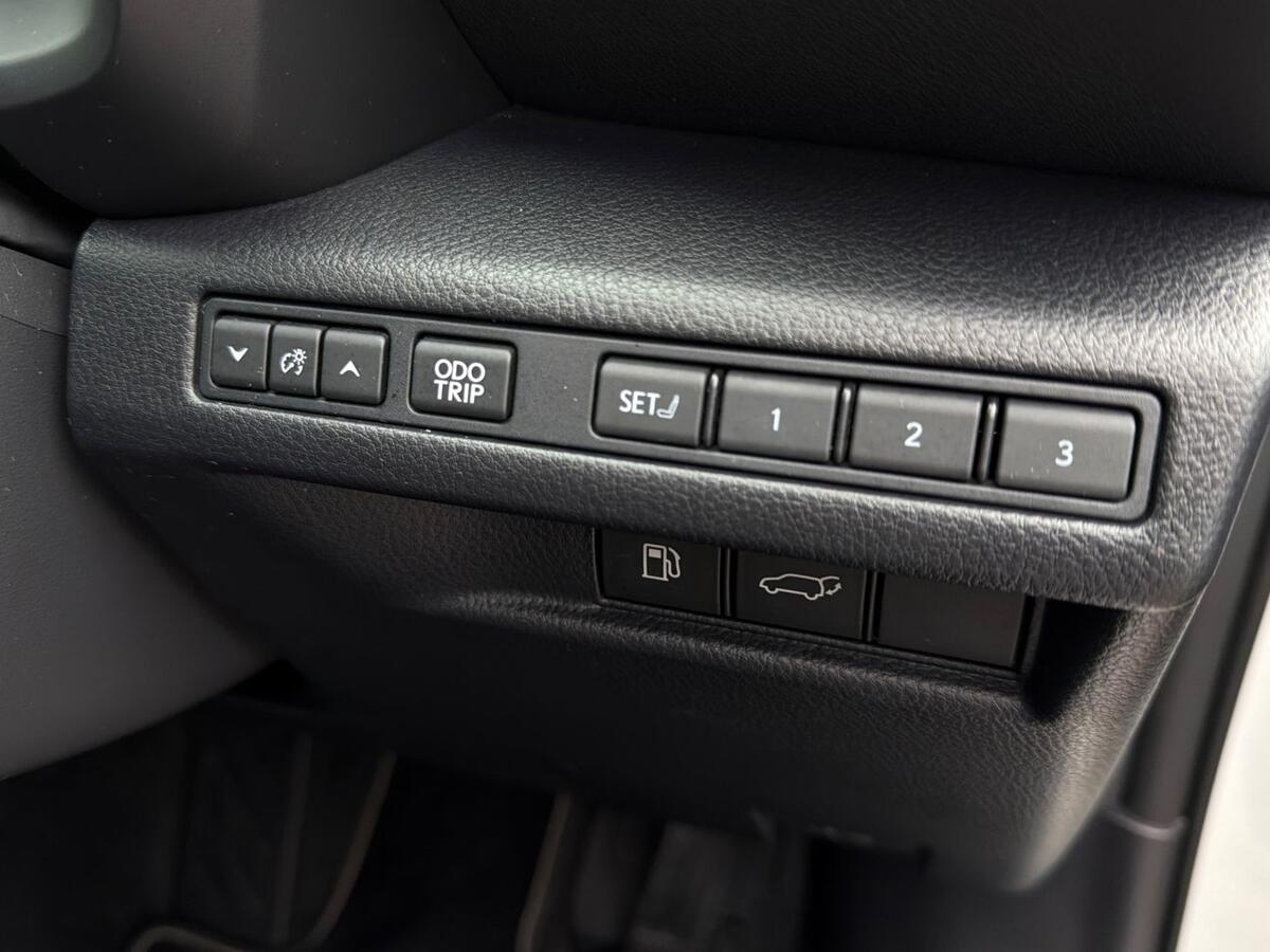 Used Lexus LBX 2024 for sale - 77855121: Photo 14