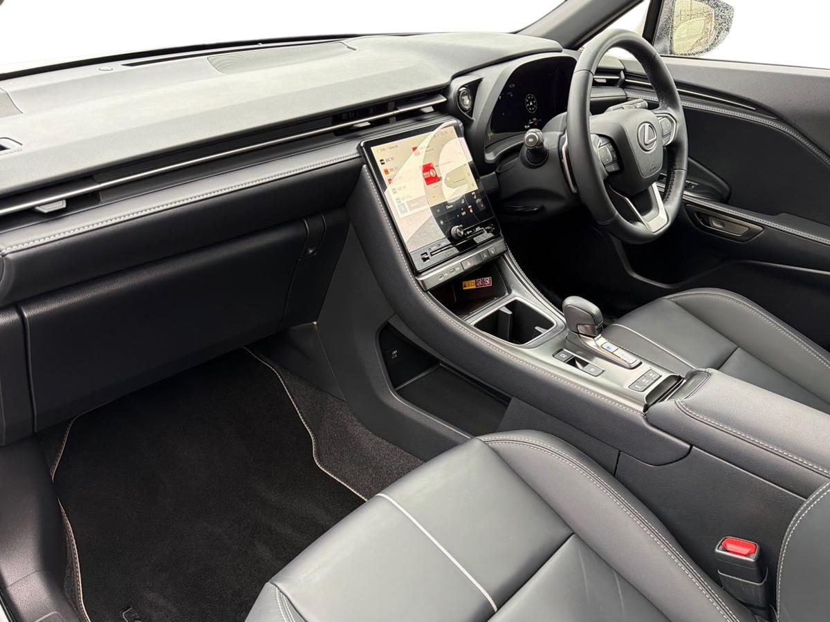 Used Lexus LBX 2024 for sale - 77855121: Photo 7