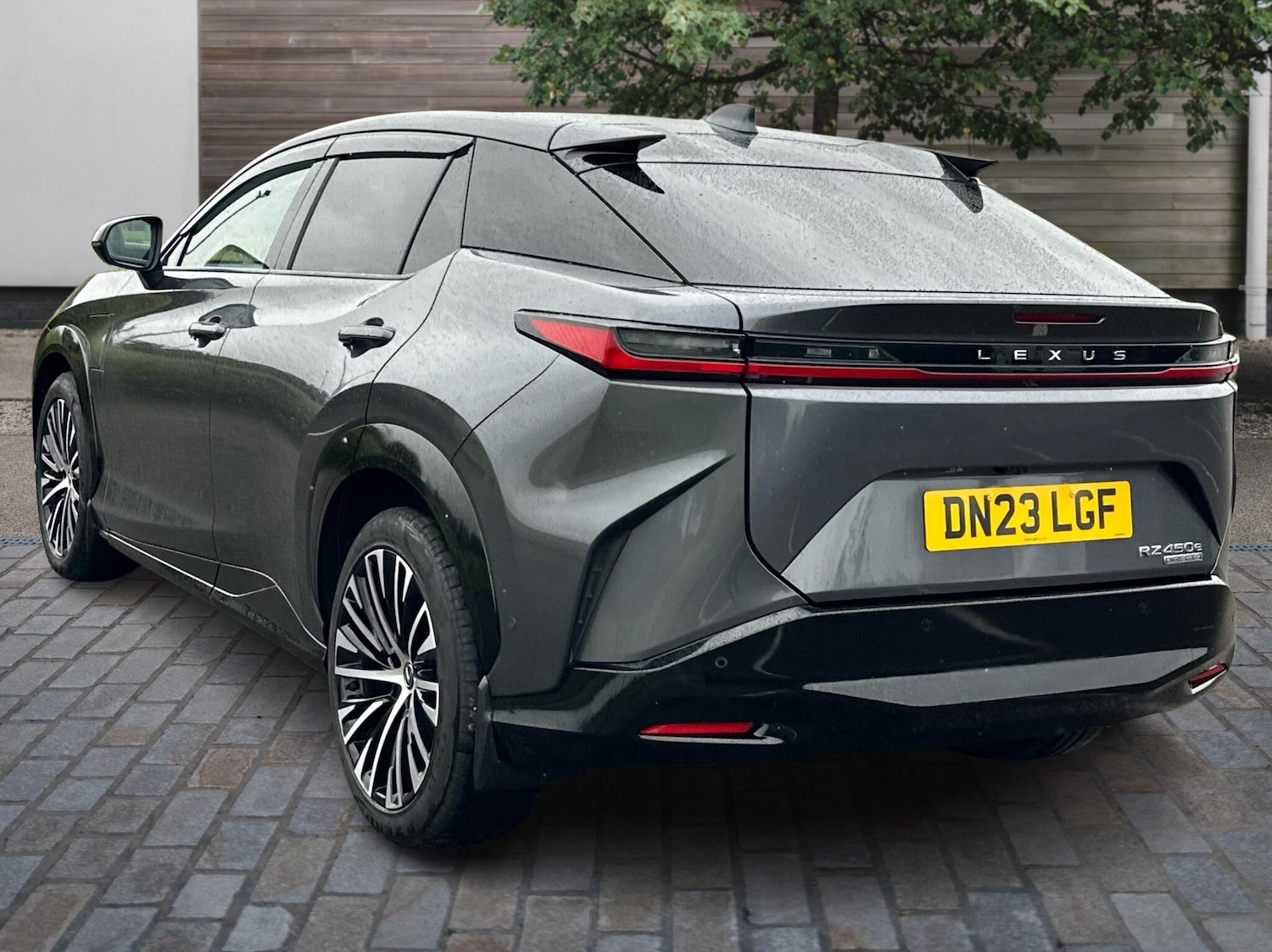 Used Lexus RZ 2023 for sale - 76574652: Photo 3