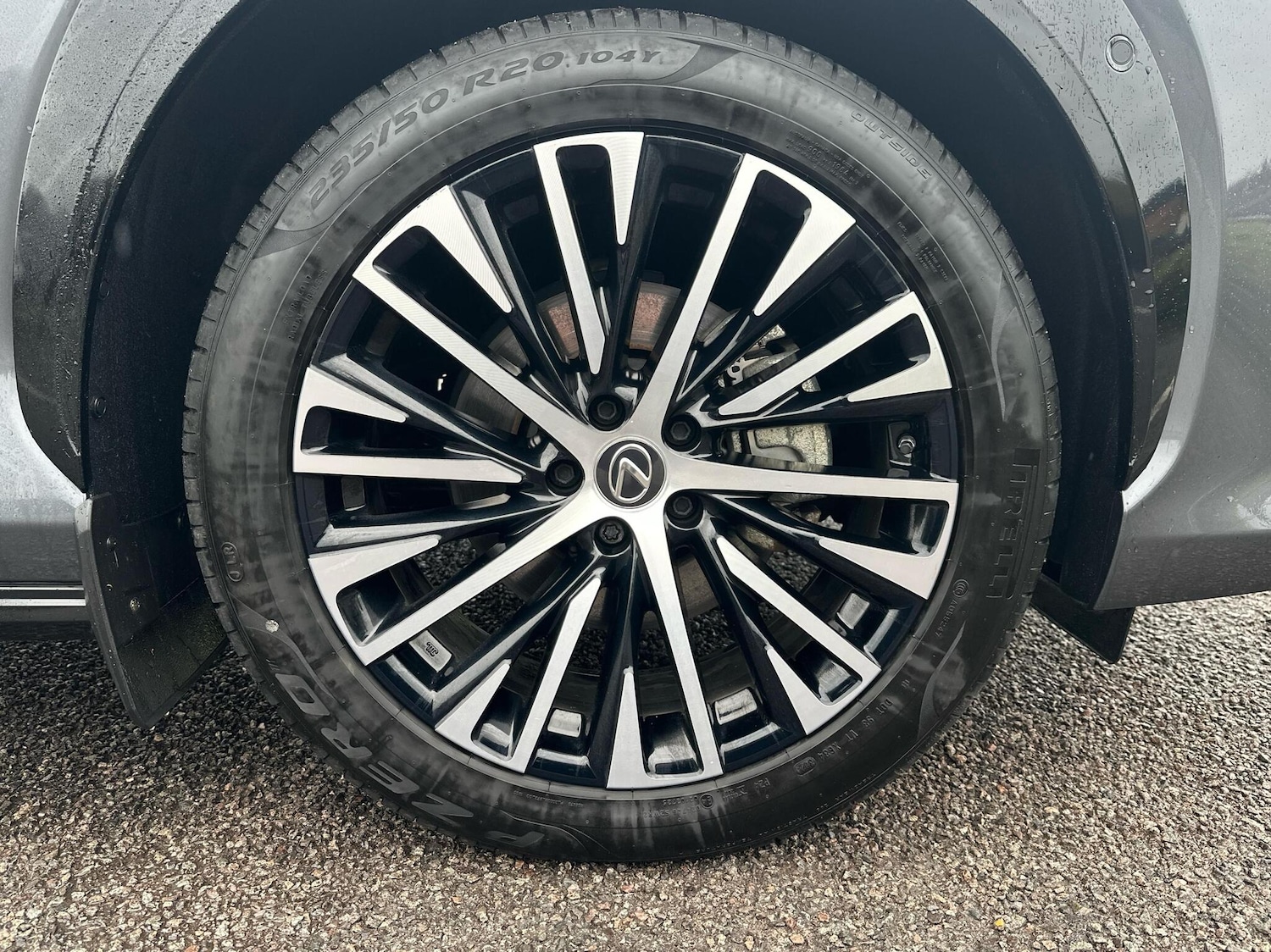 Used Lexus RZ 2023 for sale - 76574652: Photo 5