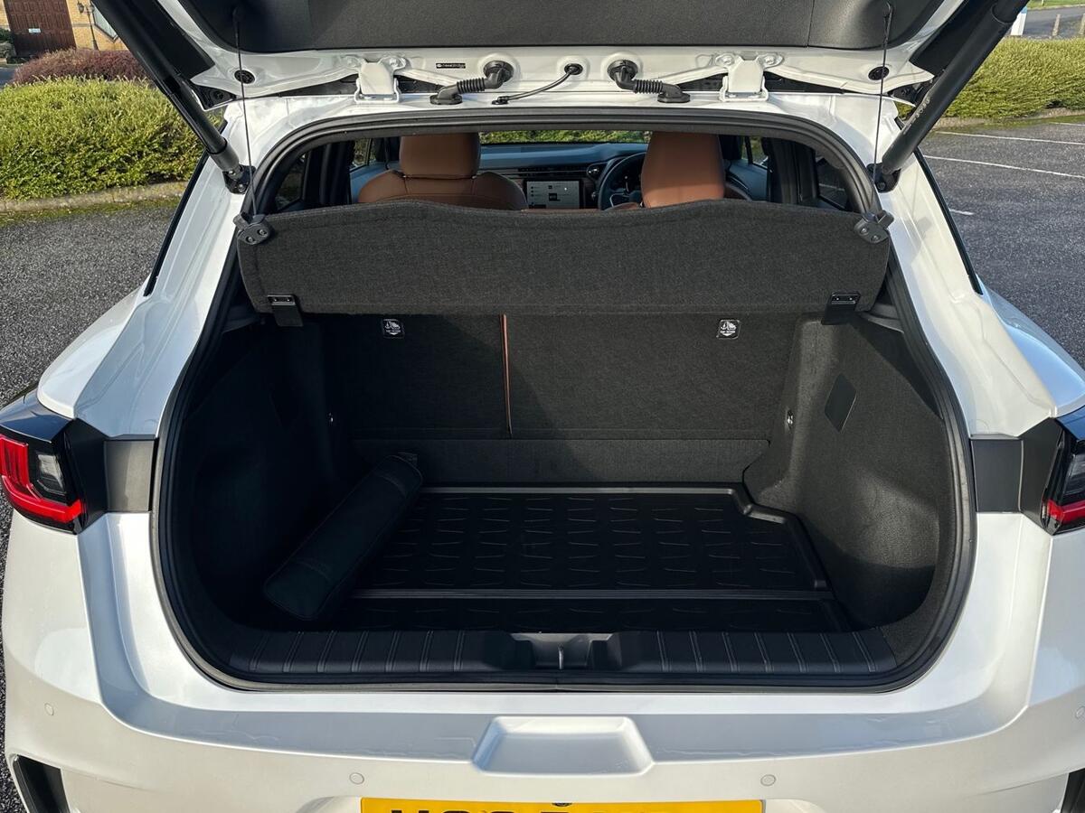 Used Lexus LBX 2025 for sale - 77013522: Photo 10