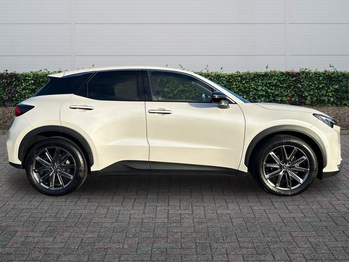 Used Lexus LBX 2025 for sale - 77013522: Photo 5