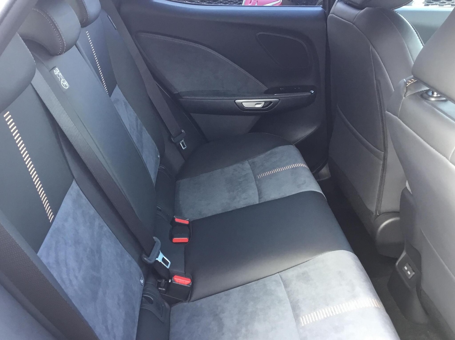 Used Lexus LBX 2025 for sale - 77013439: Photo 9