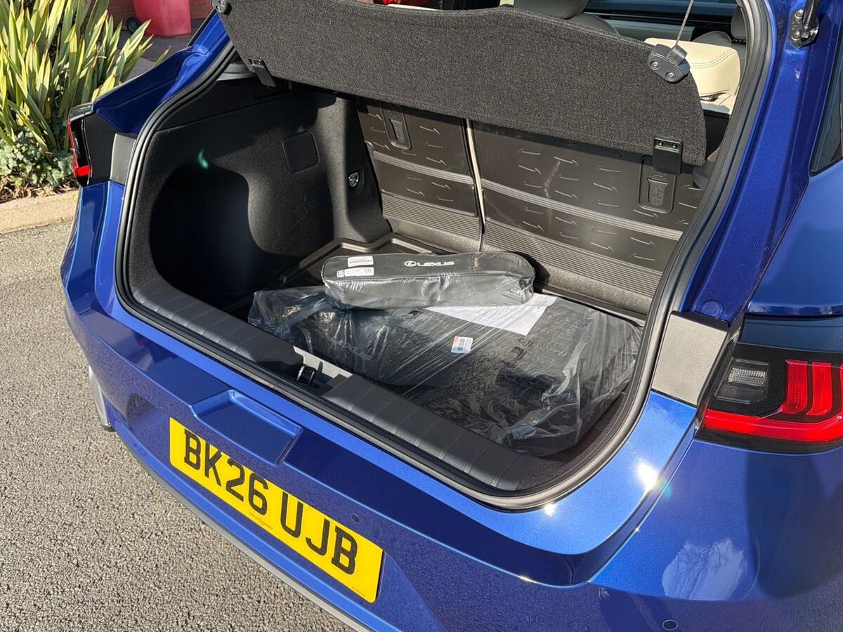 Used Lexus LBX 2026 for sale - 77770671: Photo 10