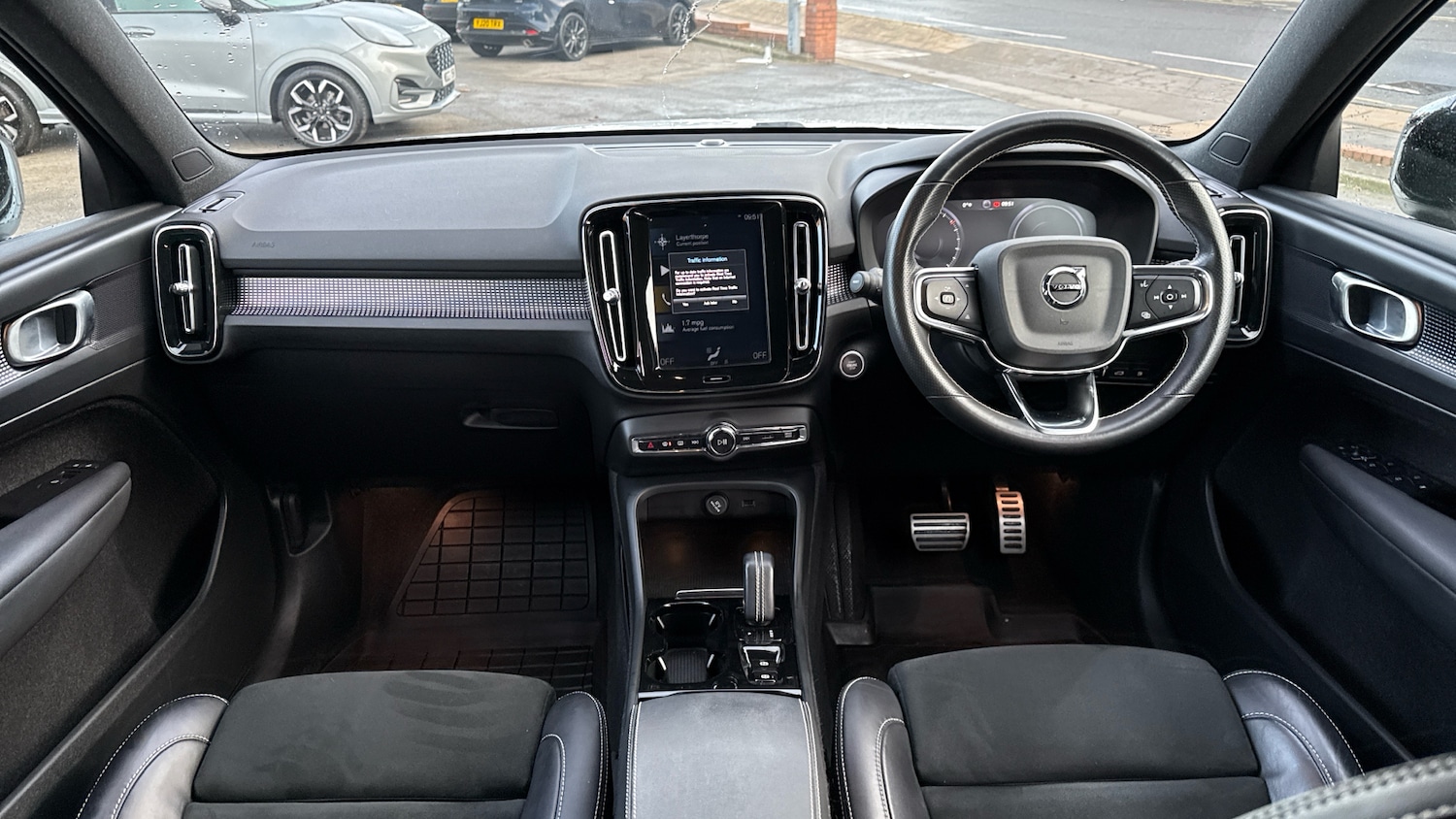 Used Volvo XC40 2021 for sale - 77195634: Photo 10