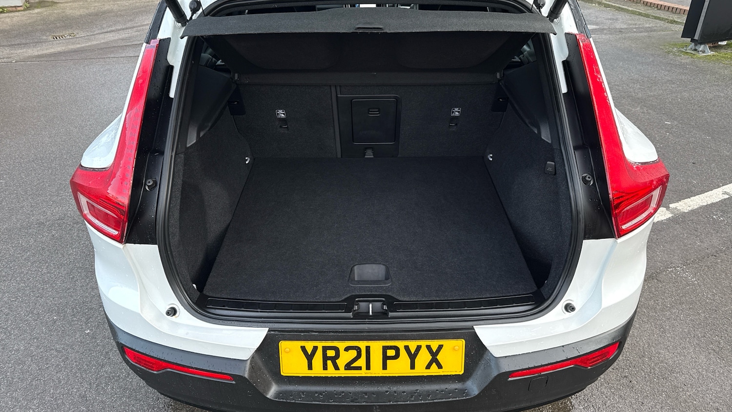 Used Volvo XC40 2021 for sale - 77195634: Photo 4