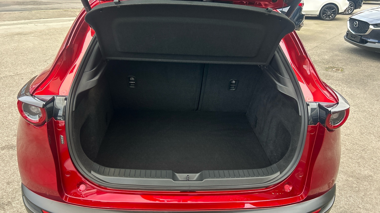 Used Mazda CX-30 2024 for sale - 77883864: Photo 4