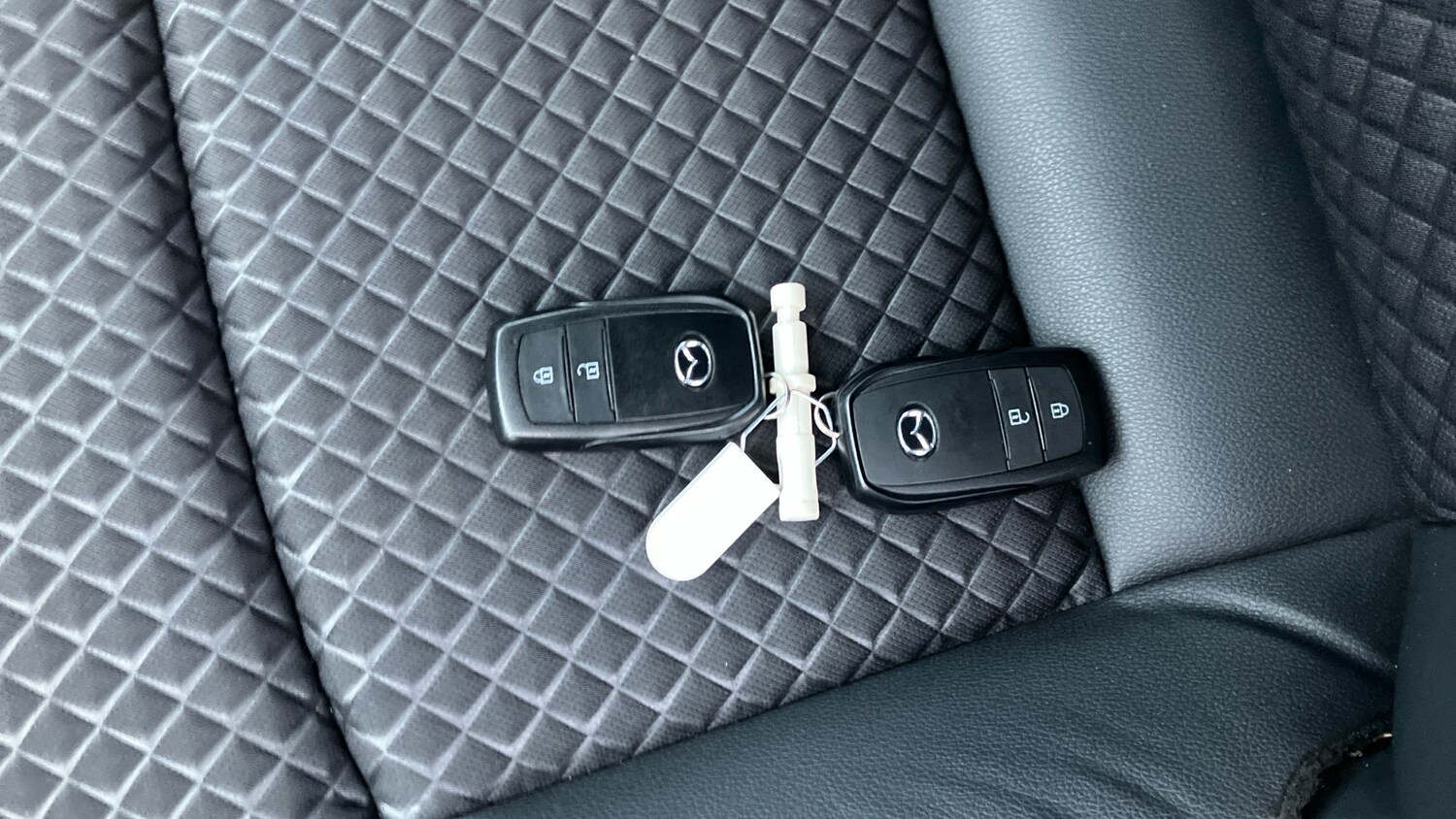 Used Mazda Mazda2 HYBRID 2023 for sale - 77489877: Photo 20