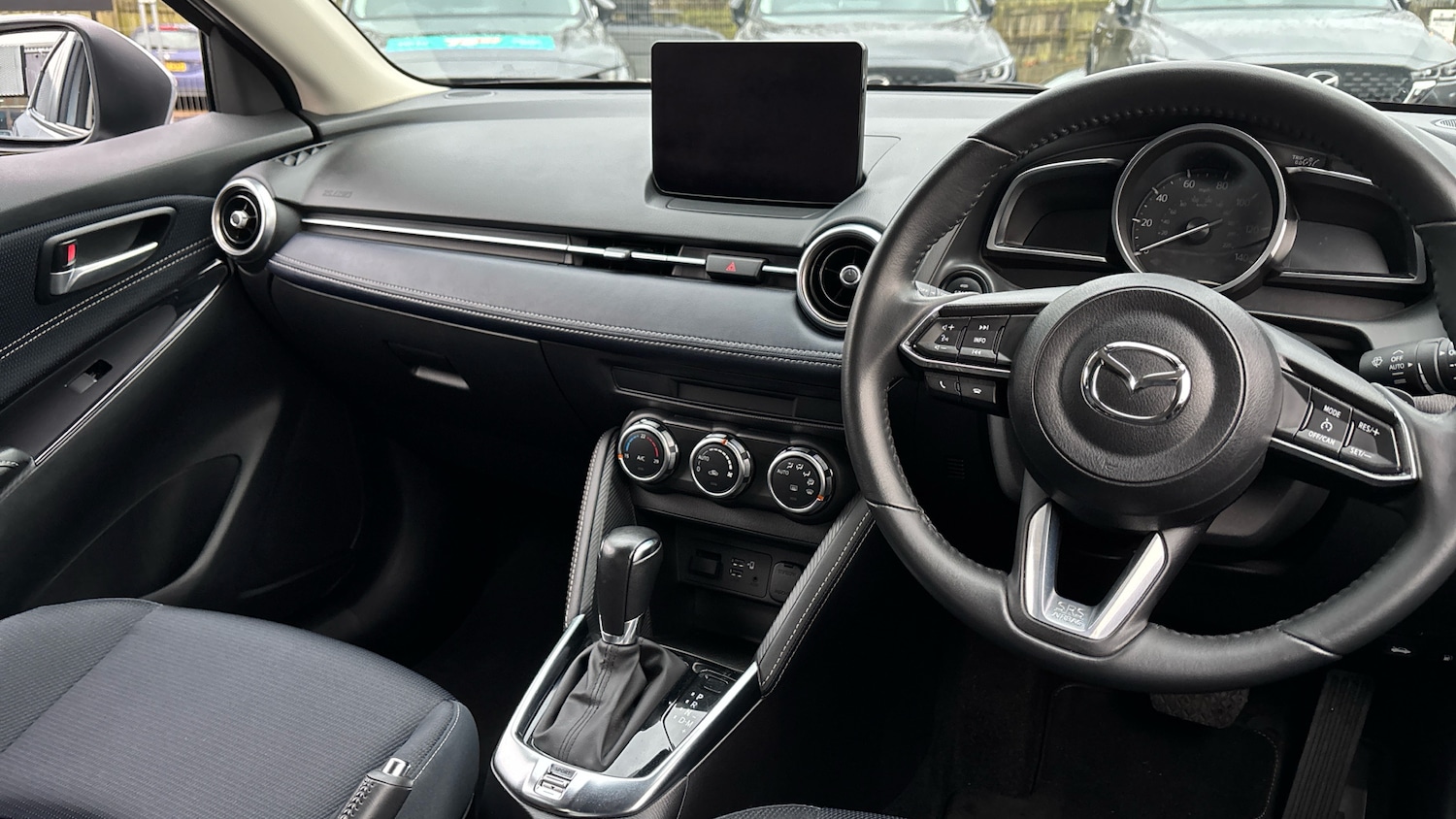 Used Mazda Mazda2 2022 for sale - 76919688: Photo 11