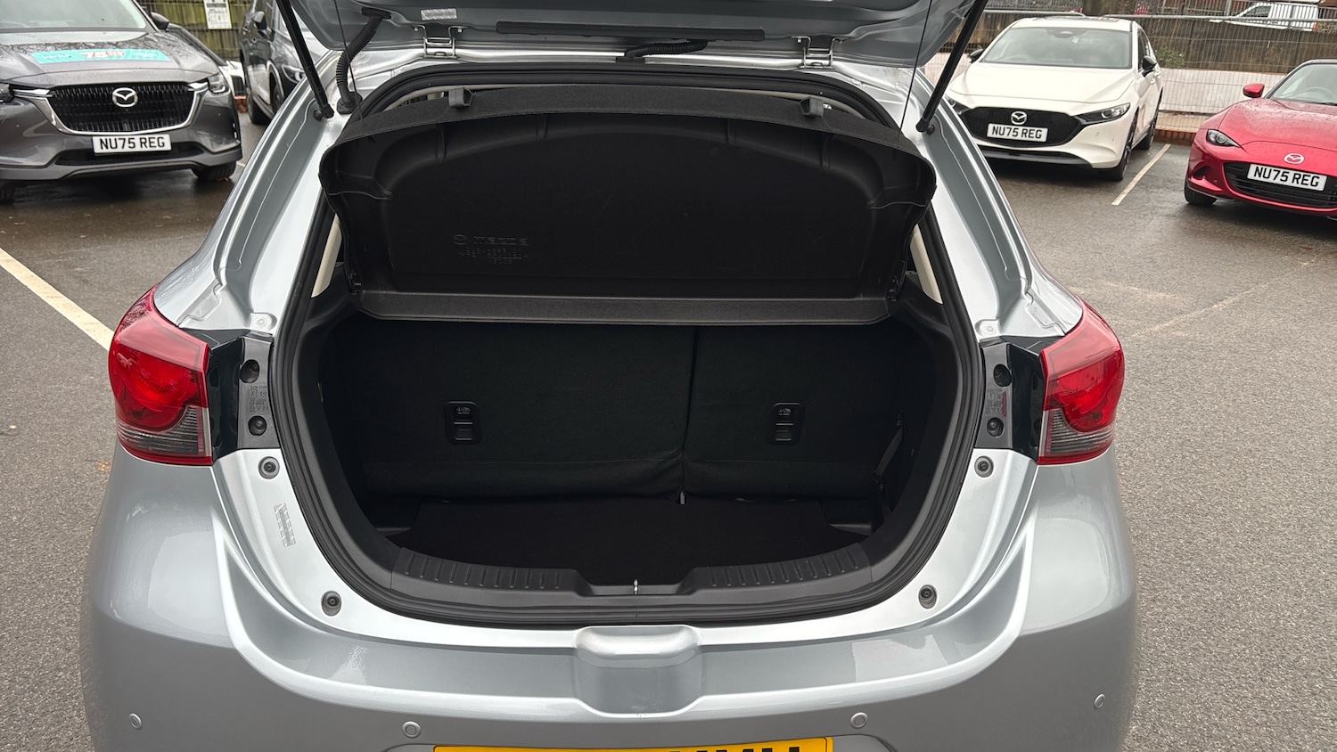 Used Mazda Mazda2 2022 for sale - 76919688: Photo 4